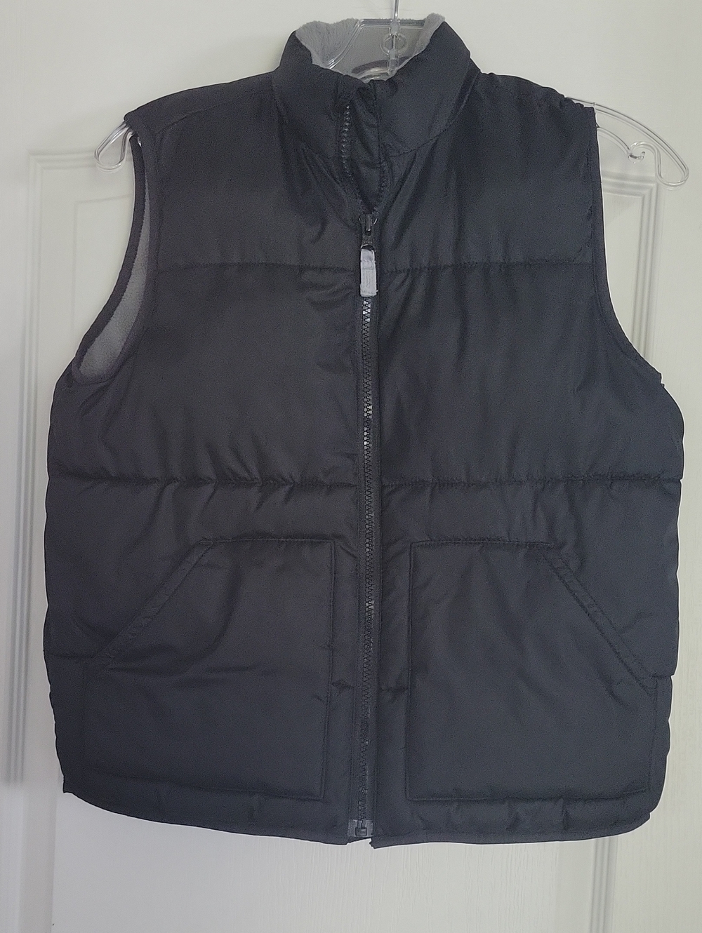 Old Navy Black Quilted Puffer Vest for Kids